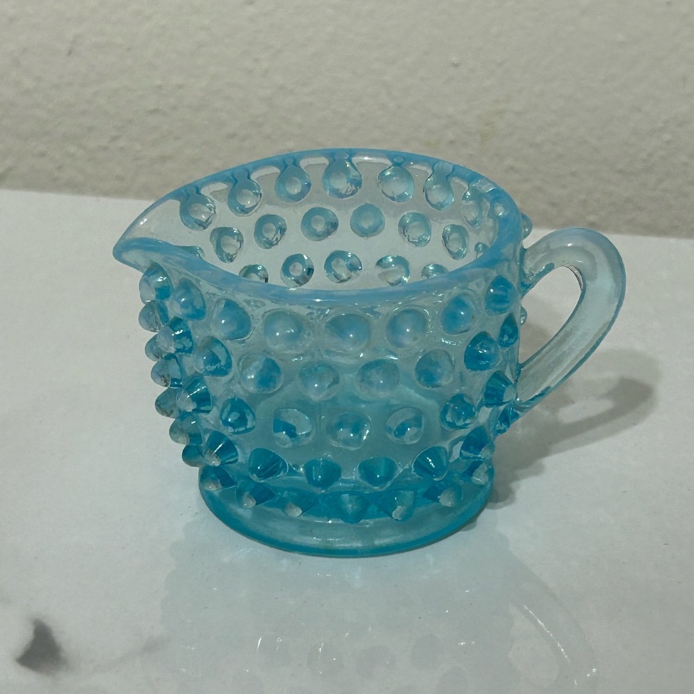Vintage Fenton Blue Opalescent Hobnail‎ Creamer